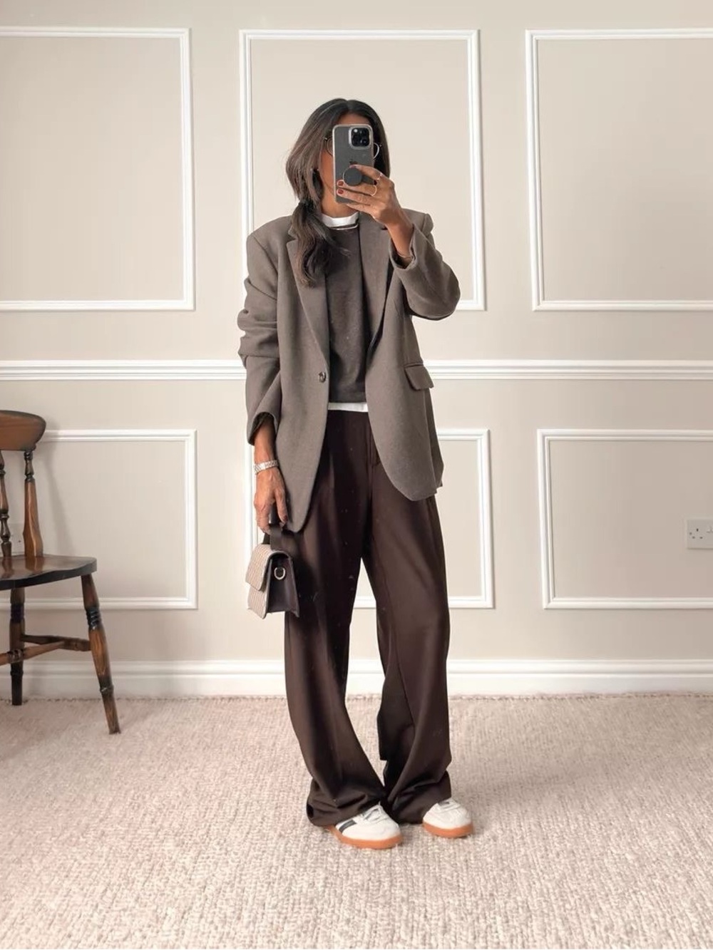 Theory High-Waist Admiral Pant in Mink - Picture 2 of 15